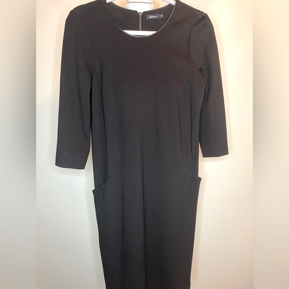 ⭐️ Reitman's black dress with pockets- size small - Picture 12 of 13